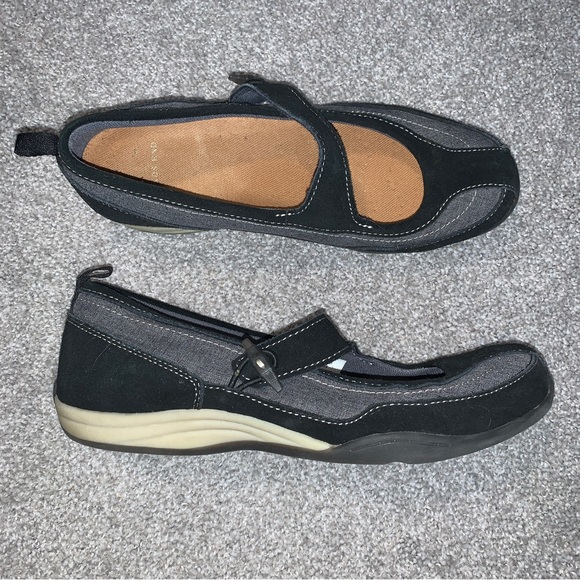 Lands' End Shoes - Lands’ End Black and Gray Mary Jane Trekker Size 9